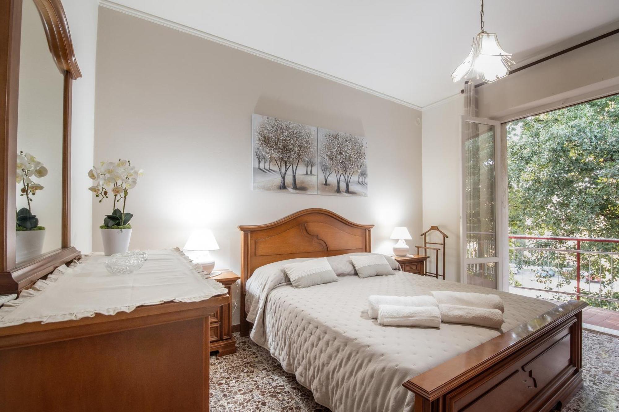 Domus Umberto - Guest House Арецо Екстериор снимка